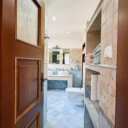 Luxury Near Prague Pool, Wellness, Garden Villa