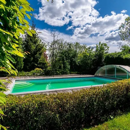 Luxury Near Prague Pool, Wellness, Garden فيلة *